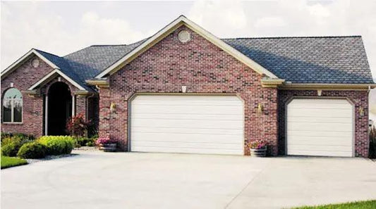 RESIDENTIAL GARAGE DOOR Choice – Model 60/61 Concore Garage Doors